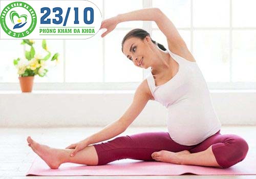 Yoga rất tốt cho thai phụ cải thiện tình trạng bệnh trĩ.